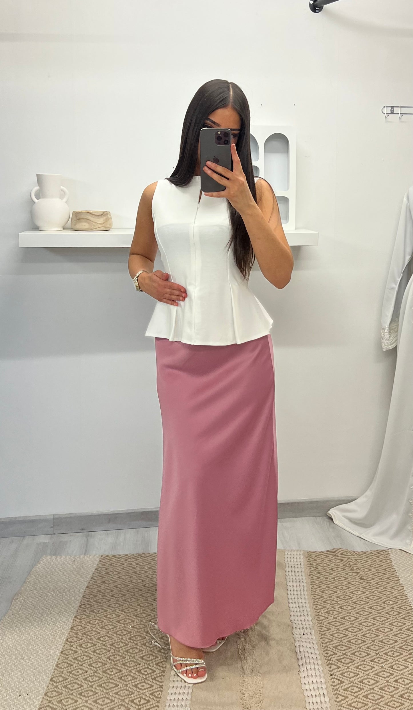 Jupe droite en satin