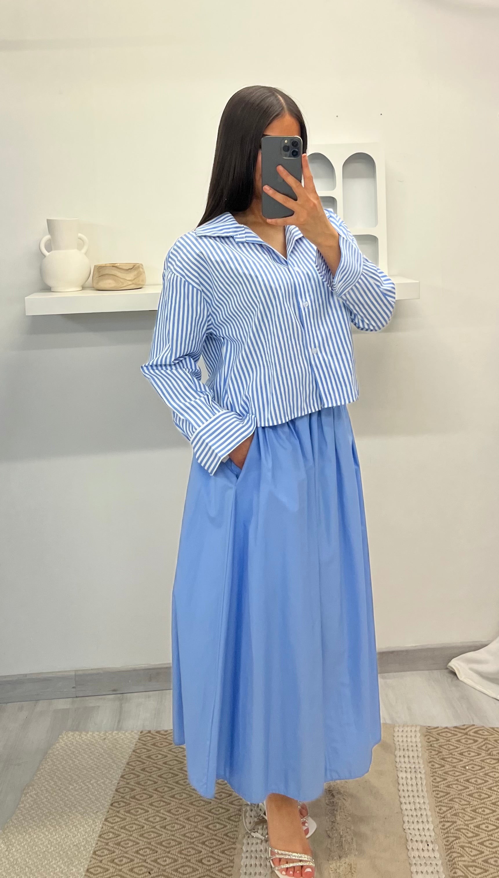 Chemise courte