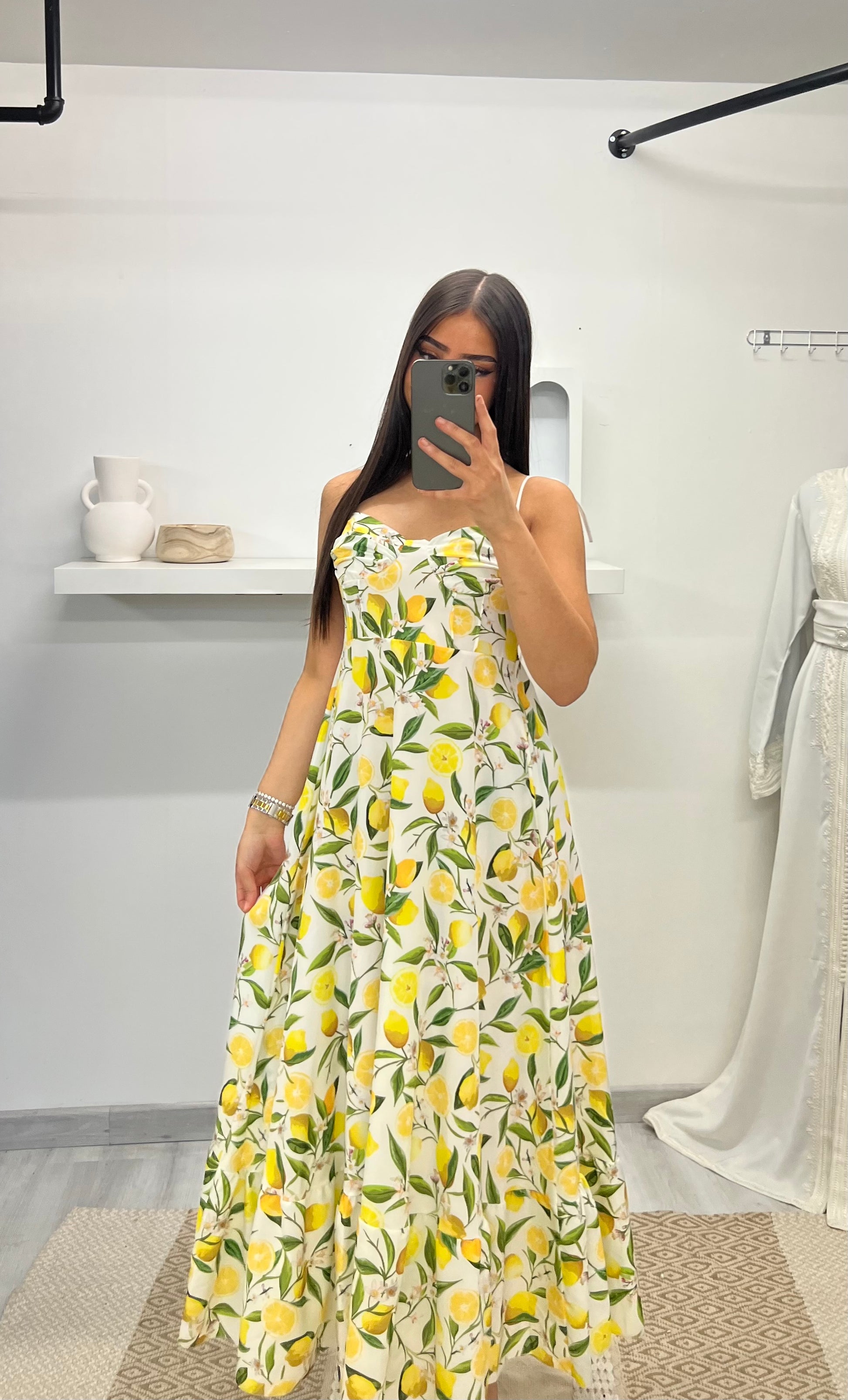 Robe Amel