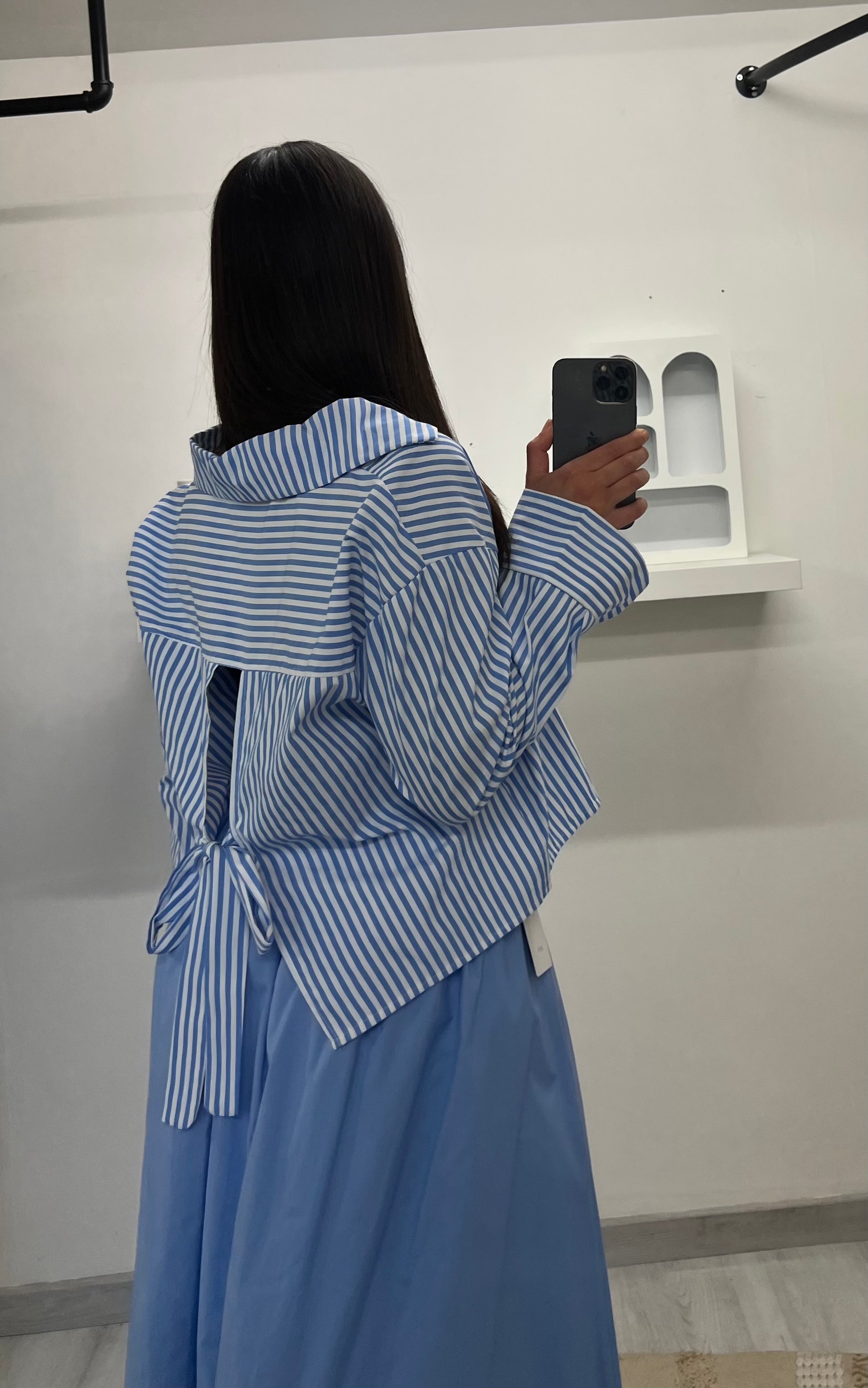 Chemise courte